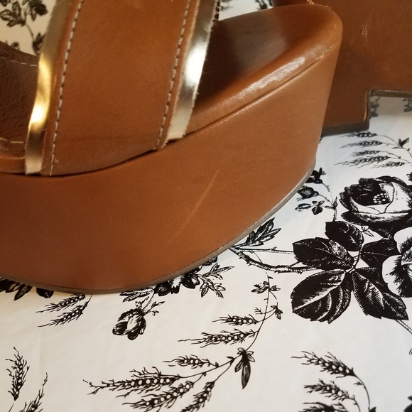 Elizabeth &James Sibil wedge b4 - Picture 5 of 10